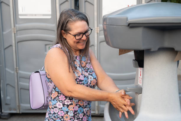 Best Portable bathroom rental  in Reminderville, OH